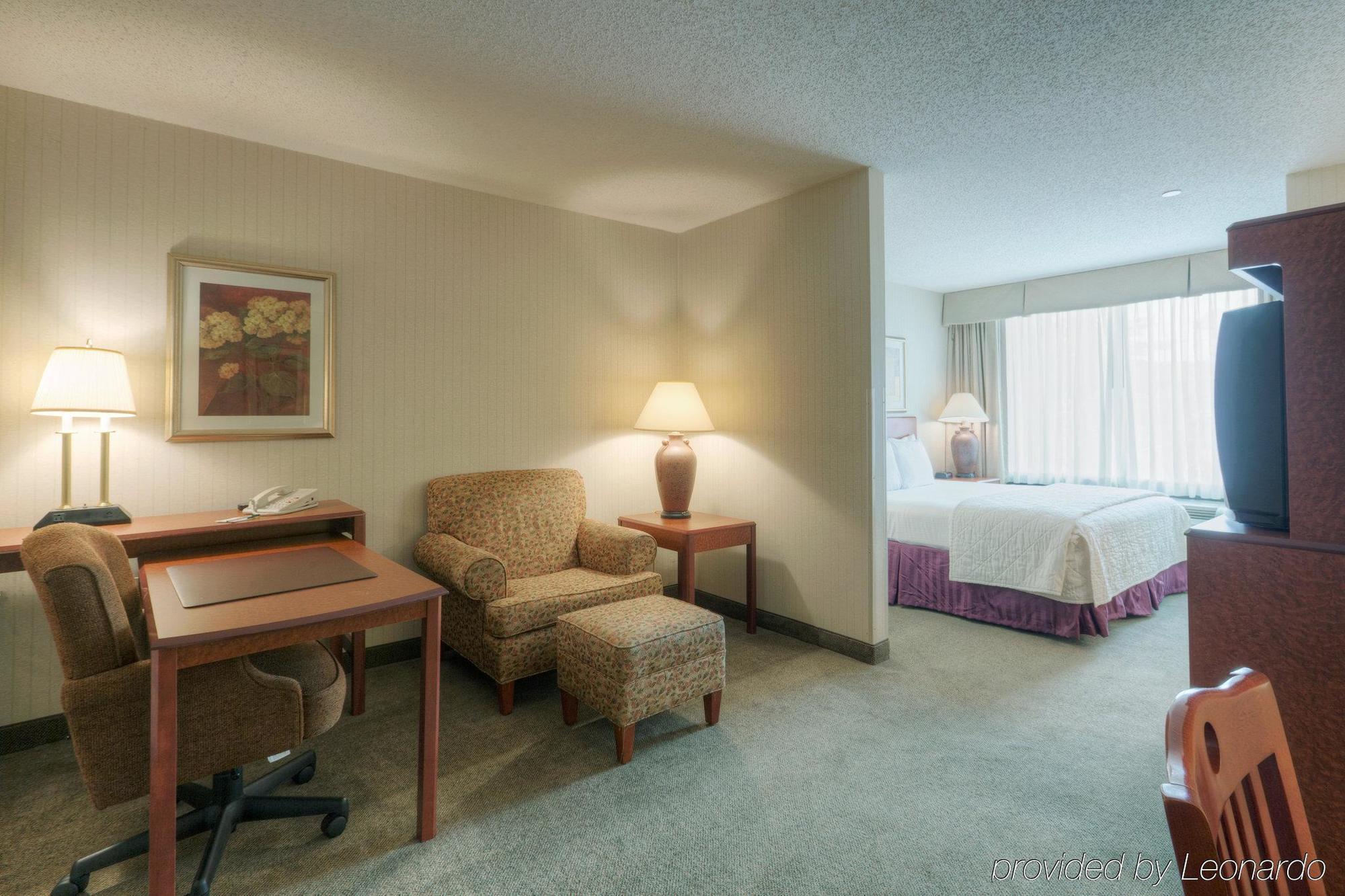 La Quinta By Wyndham Newark - Hotel 3*