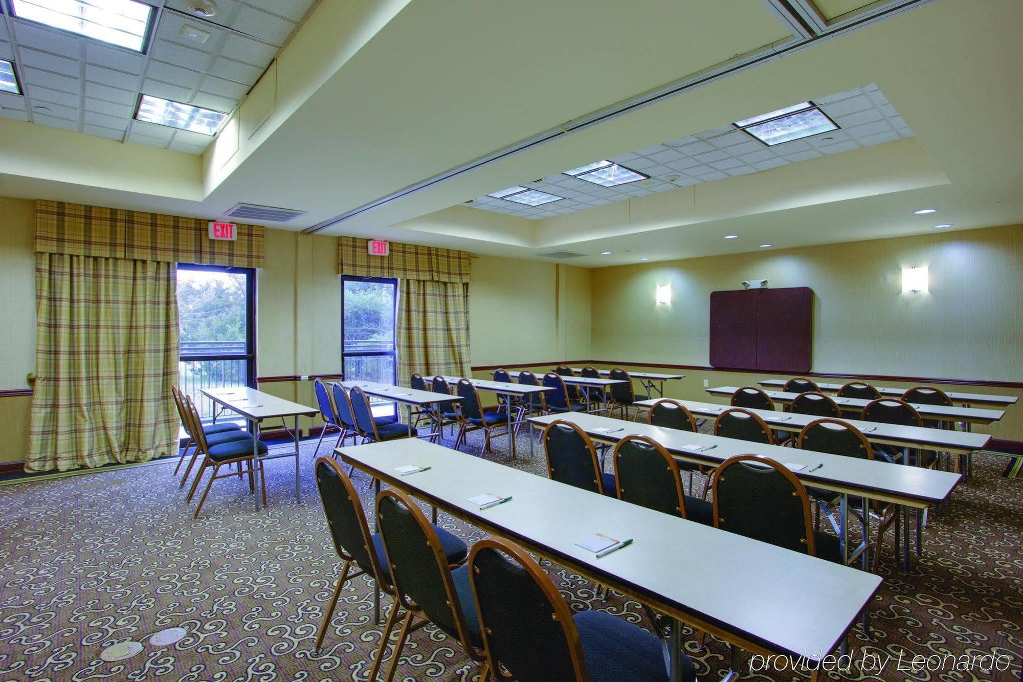 La Quinta By Wyndham Newark - Elkton
