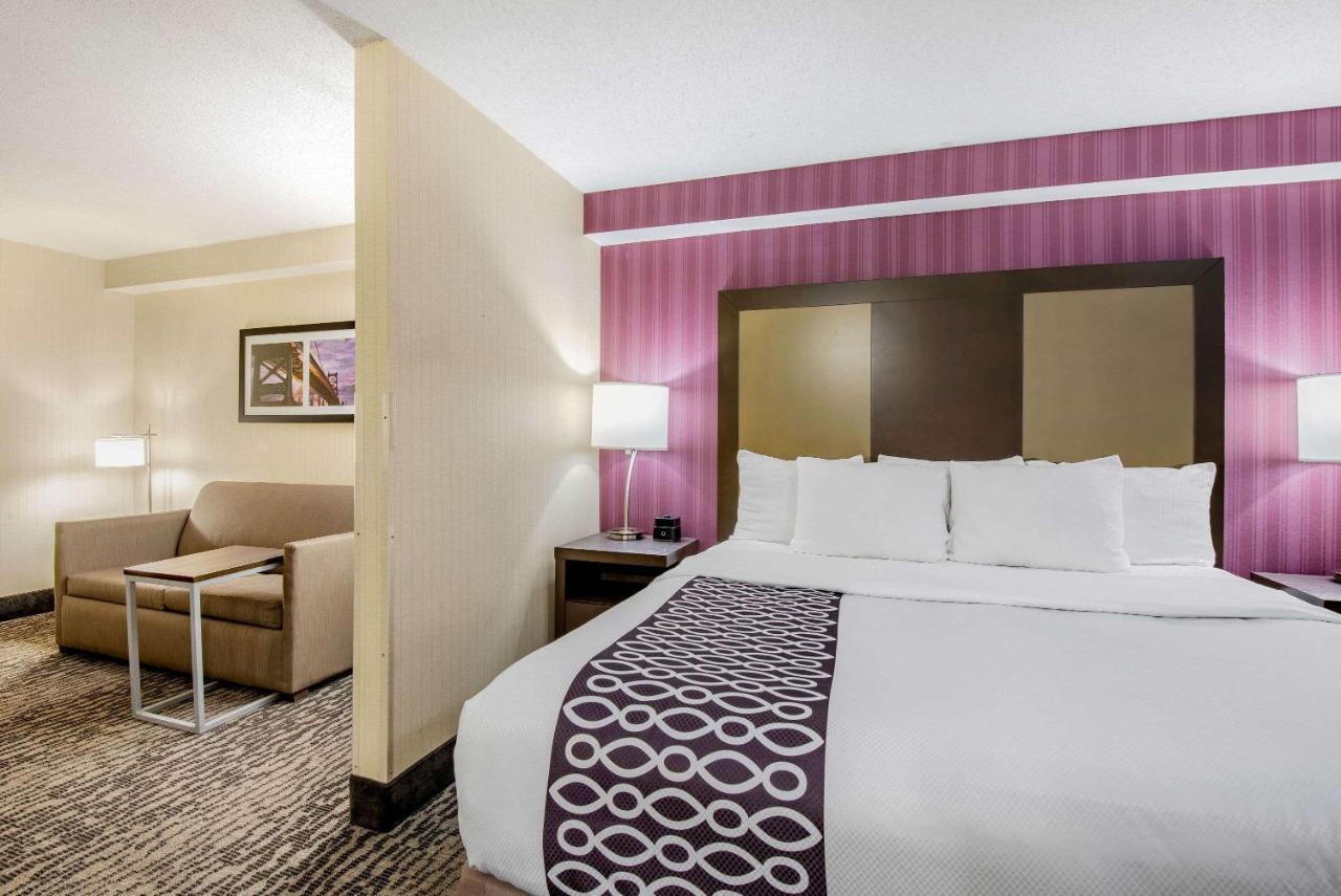 La Quinta By Wyndham Newark -