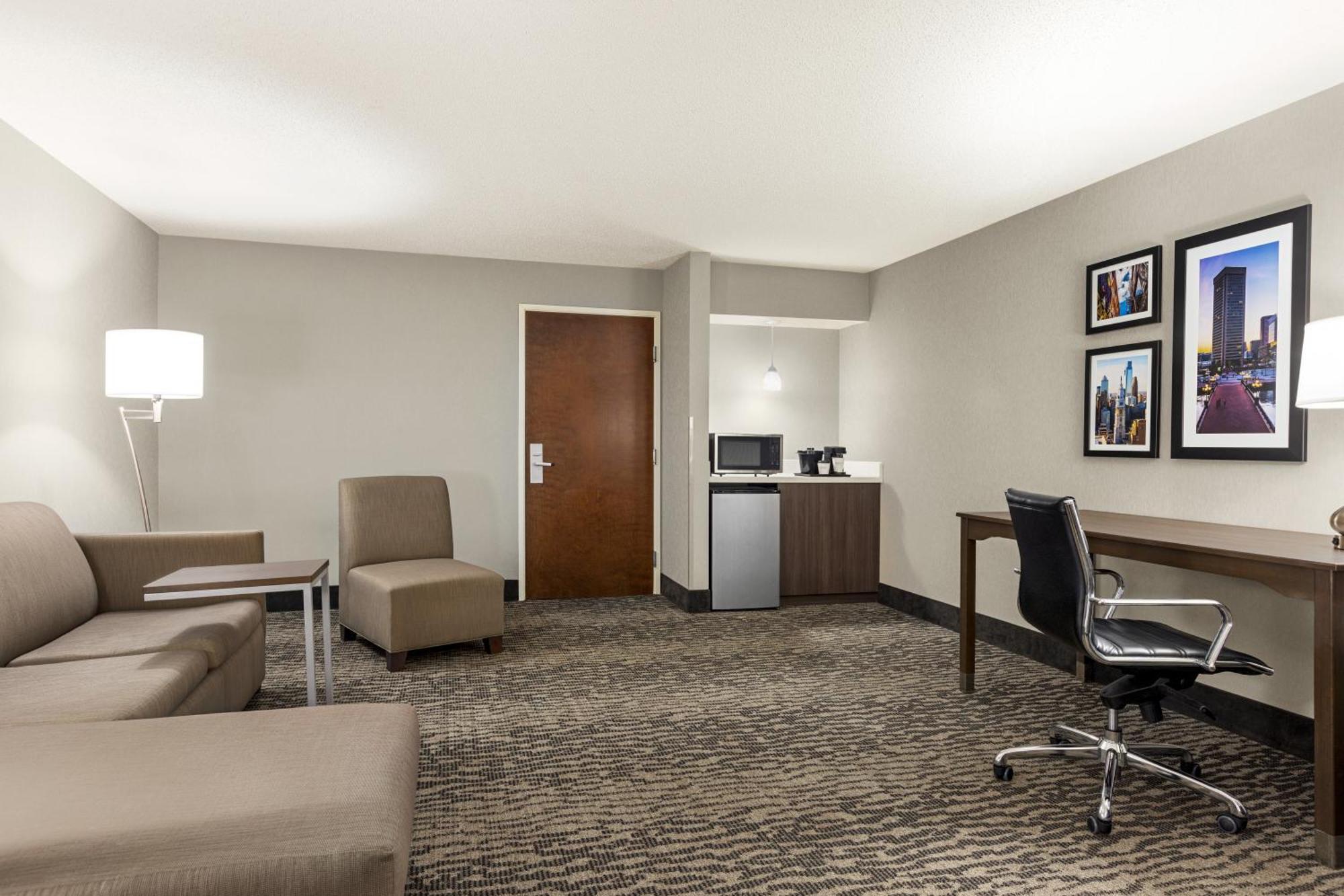 Hotel La Quinta By Wyndham Newark - Elkton