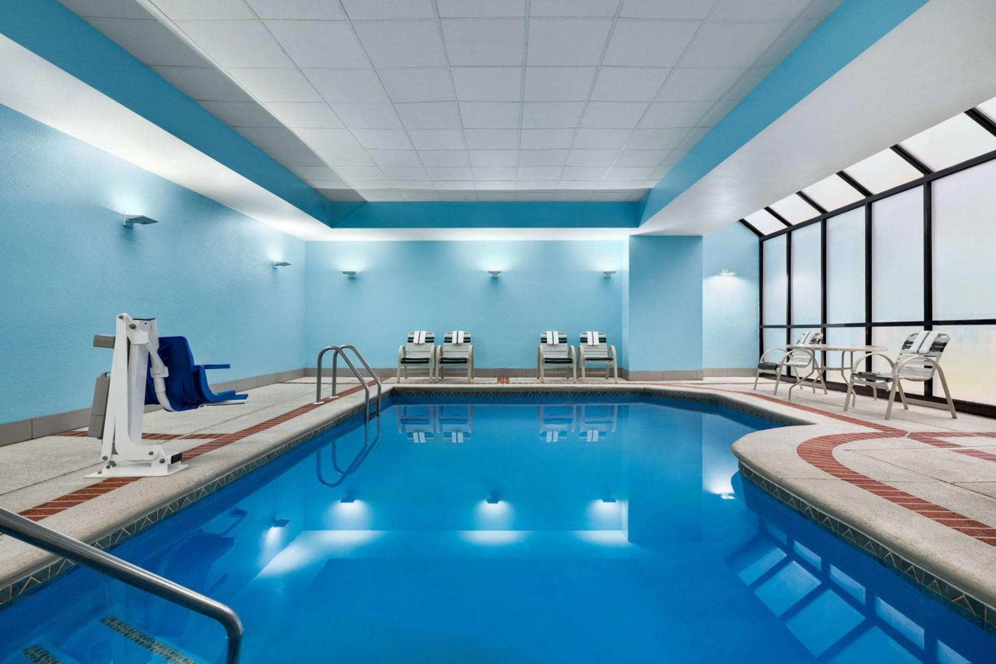 Hotel La Quinta By Wyndham Newark -