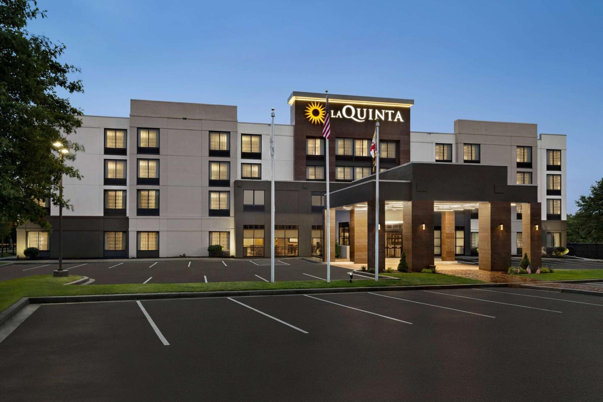 La Quinta By Wyndham Newark - 3*